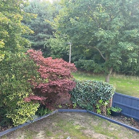 Well Presented 2 Bedroom House Village Holiday Let Strensall ภายนอก รูปภาพ