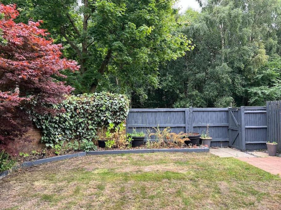 Well Presented 2 Bedroom House Village Holiday Let Strensall ภายนอก รูปภาพ